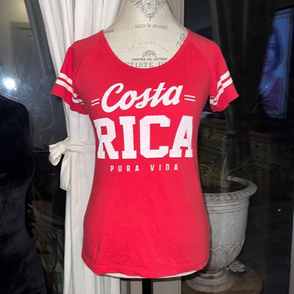 Morphe Tops - Morpho Costa Rica red white jersey shirt souvenir pura vida CR tee shortsleeve M
